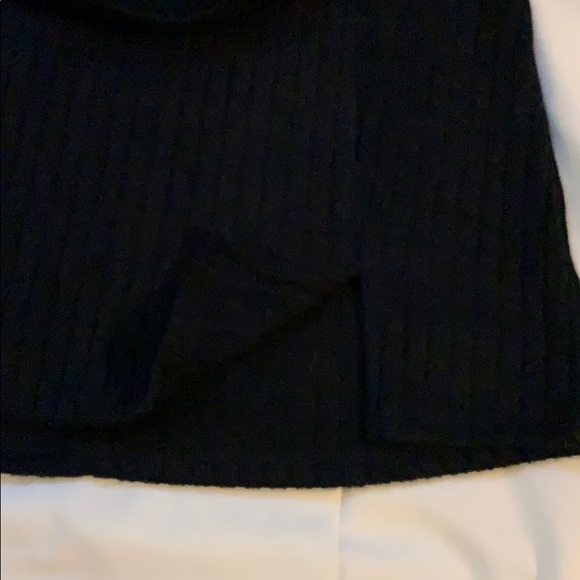 Skirt - Picture 4 of 7